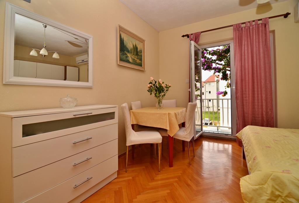 Apartments Sonja Tučepi Esterno foto
