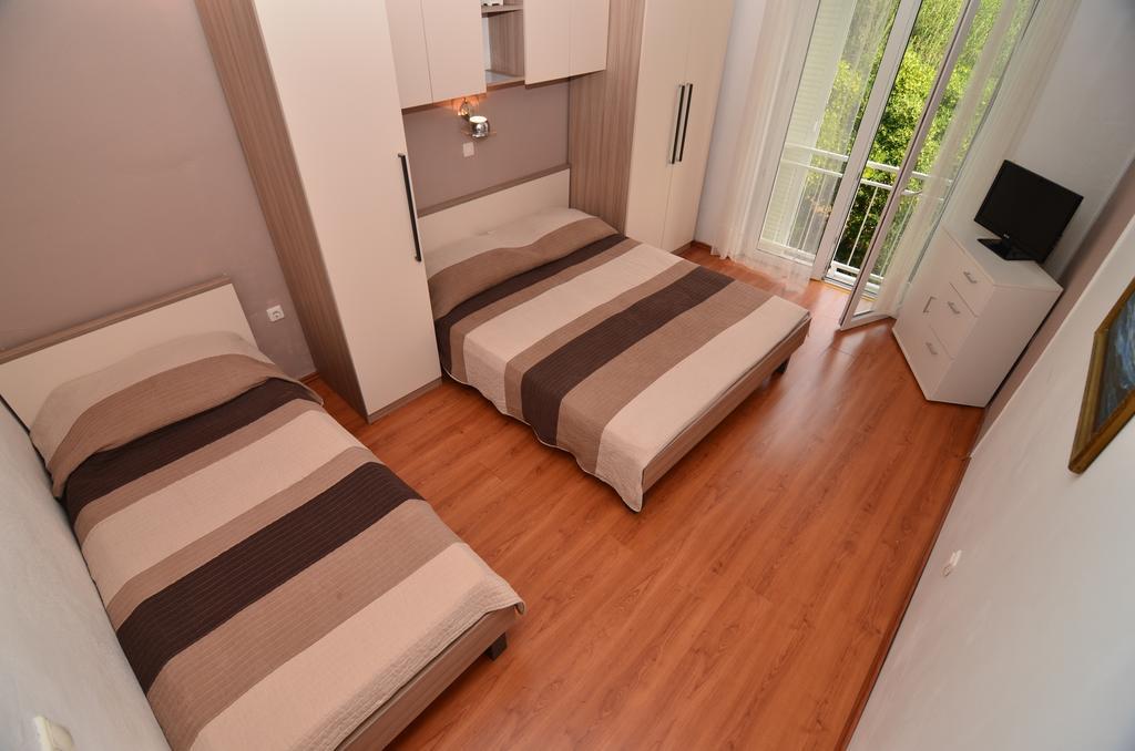 Apartments Sonja Tučepi Esterno foto